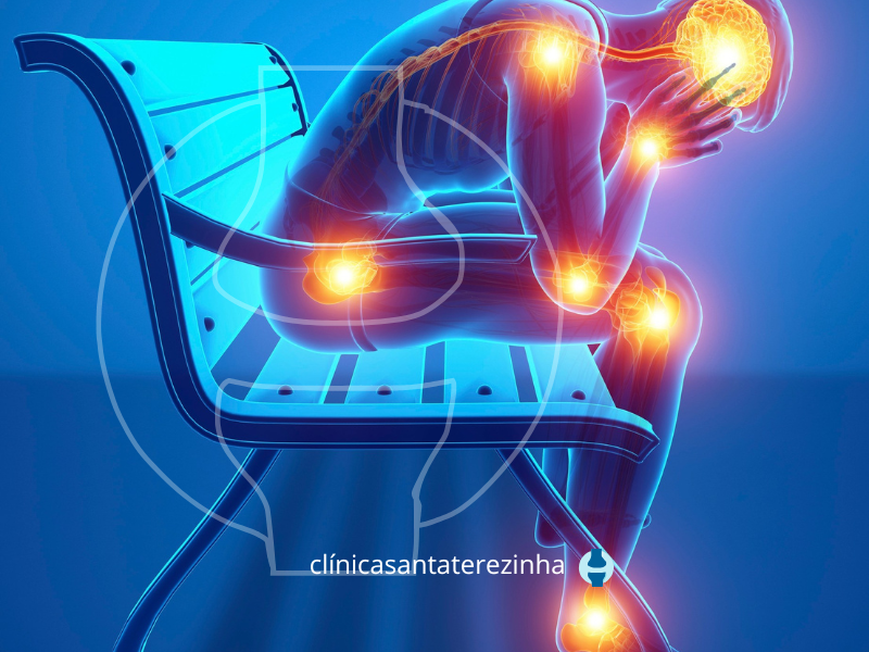 Imagem em 3D de homem sentado em um banco de praça, com pontos iluminados nas articulações onde sente dores.